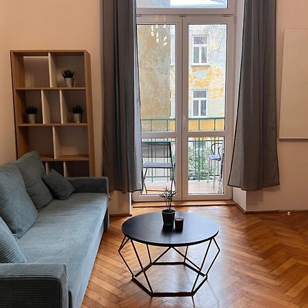 St Gertruda Apartment Free Parking Citybeat#2 Krakau Buitenkant foto